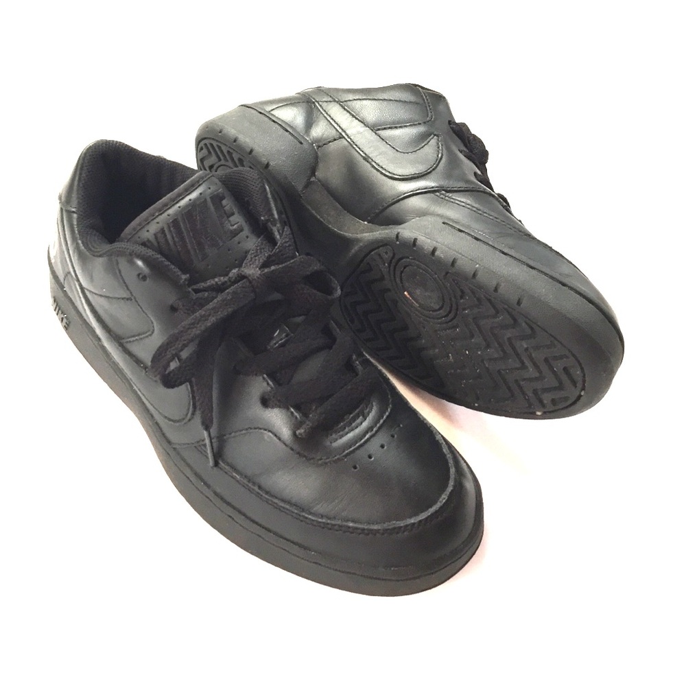 All Black Nike Twenty's